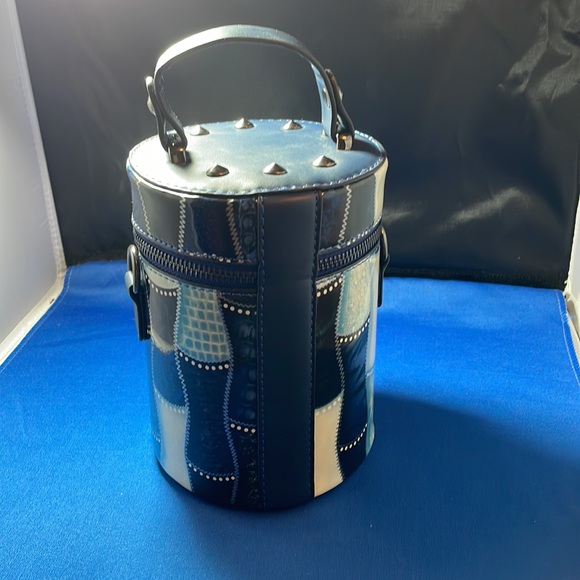 Blue bucket bag - Picture 2 of 5